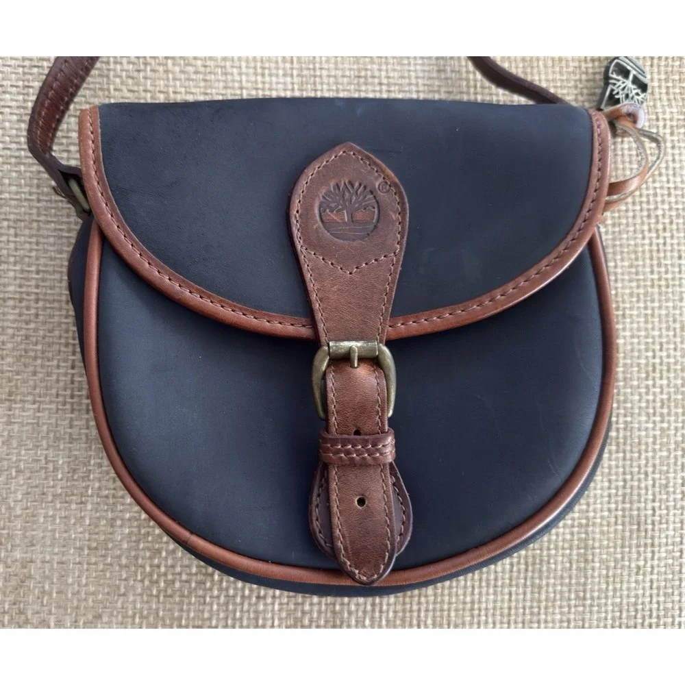 Vintage Timberland Leather Flap Crossbody Black Saddle Bag Brass Purse USA
